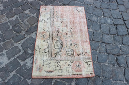 Small rug 2x3 - small, faded