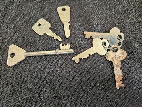Small mixed job - job, door