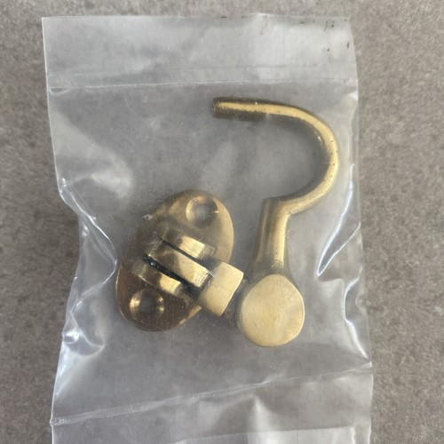 Silent cabin hook small - 2",